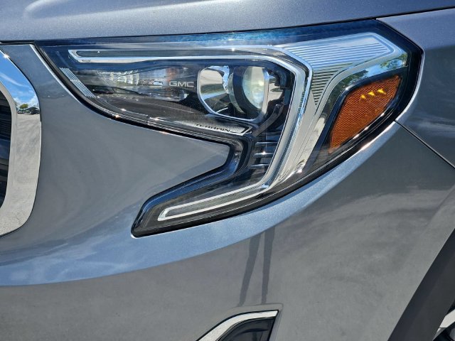 Used 2021 GMC Terrain SLE FWD image 9