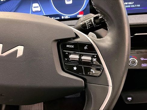 Used 2024 Kia EV6 Light image 18