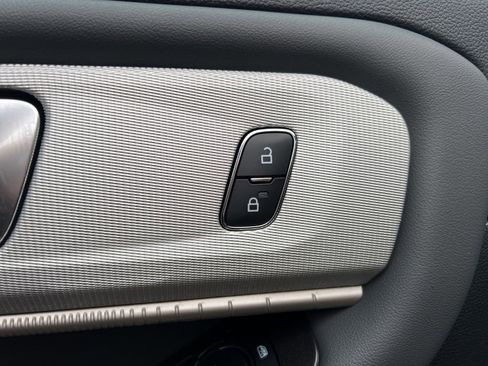 New 2026 Ford Explorer Active w/ Active Comfort Package image 16