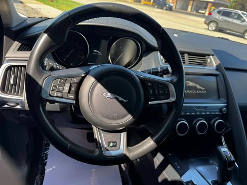 Used 2020 Jaguar E-PACE AWD/4WD image 17