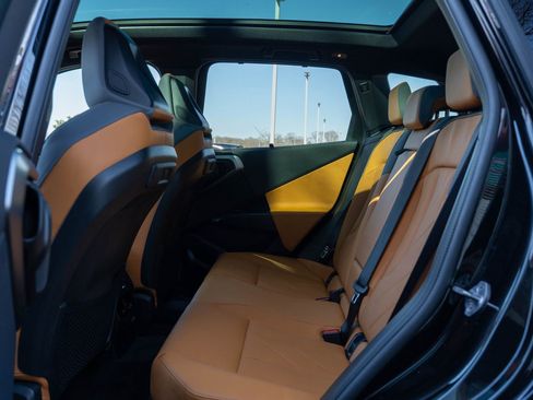 Used 2025 BMW X3 M50 w/ Premium Package image 28