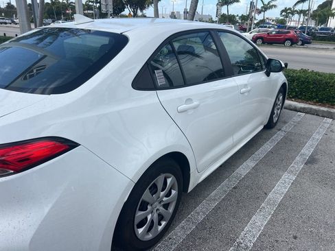 Used 2024 Toyota Corolla LE image 4