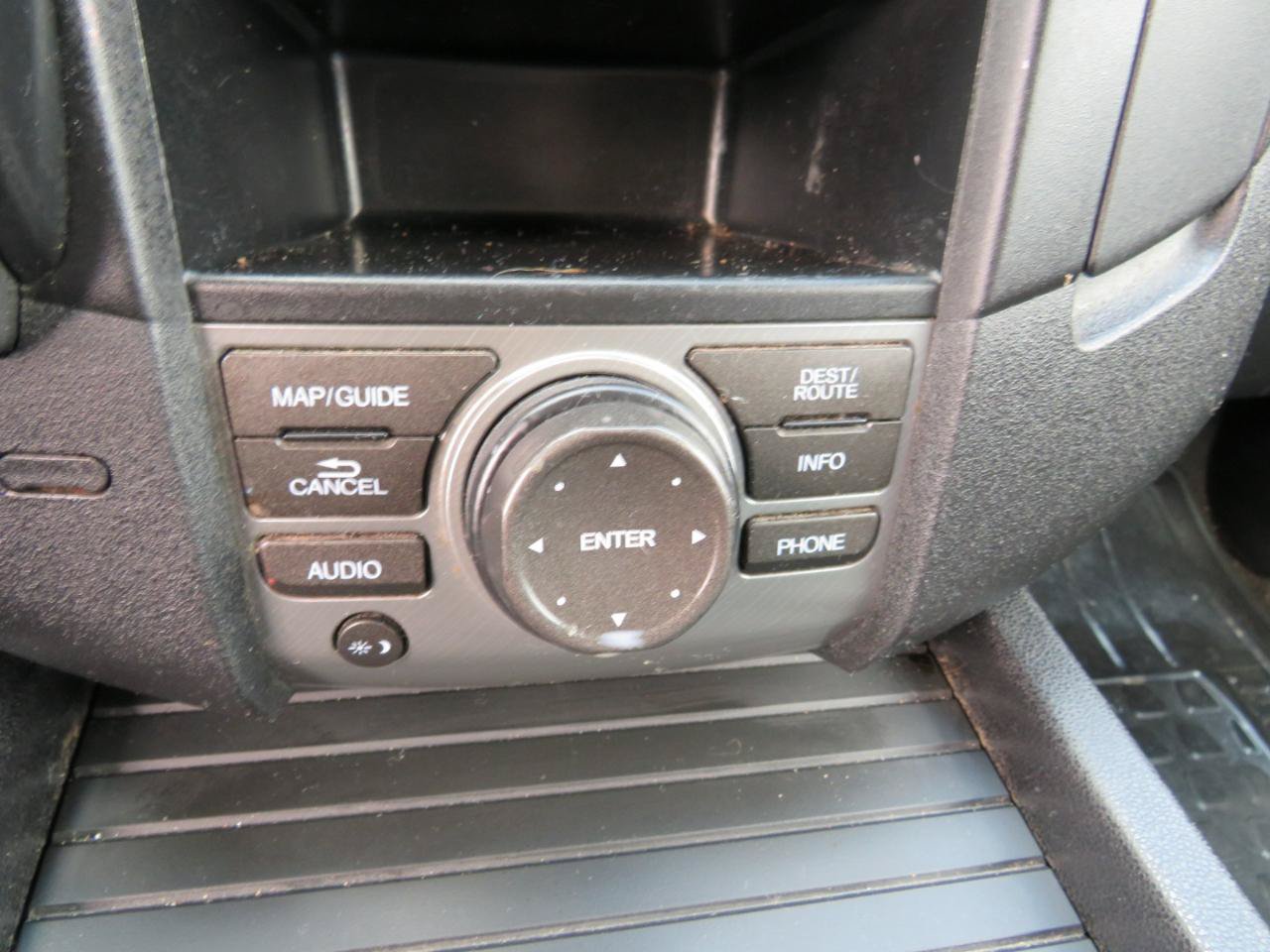 Used 2013 Honda Pilot Touring image 16