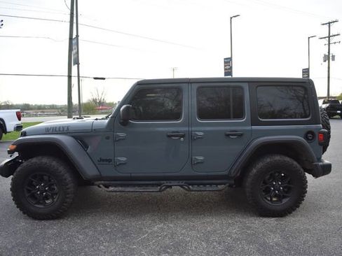 Used 2024 Jeep Wrangler Willys AWD/4WD image 6