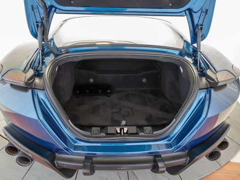 Used 2022 Ferrari Roma RWD image 28