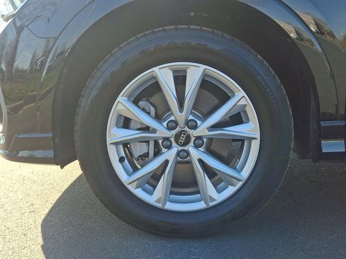 Used 2023 Audi Q3 2.0T Premium Plus w/ Premium Plus Package image 8