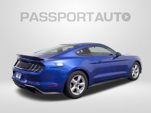 Used 2018 Ford Mustang Coupe image 7