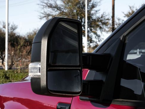 Used 2017 Ford F250 XLT w/ XLT Value Package image 40