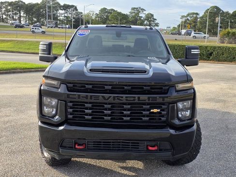 Used 2022 Chevrolet Silverado 2500 Custom w/ Custom Value Package image 2