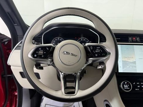 Certified 2026 Jaguar F-PACE R-Dynamic S AWD/4WD image 39
