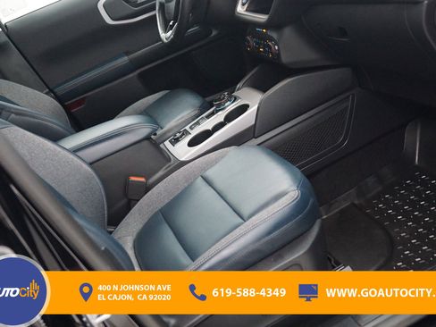 Used 2023 Ford Bronco Sport Outer Banks w/ Tech Package image 8