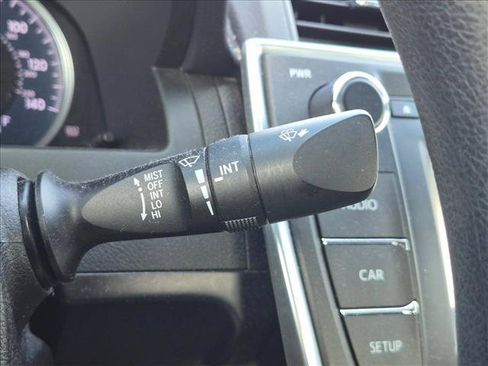 Used 2016 Toyota Camry LE FWD image 7