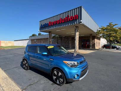 Used 2017 Kia Soul + w/ Designer's Package