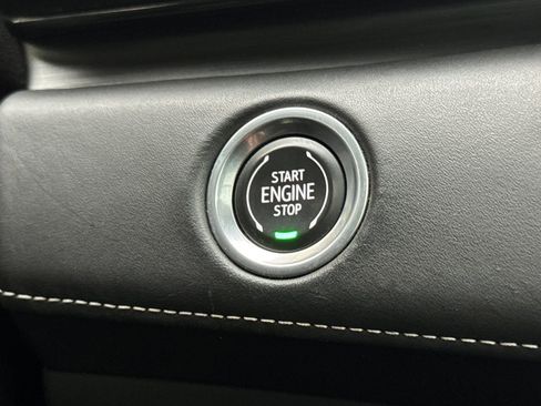 Certified 2021 Cadillac Escalade Sport Platinum w/ Heavy-Duty Trailer Package image 29