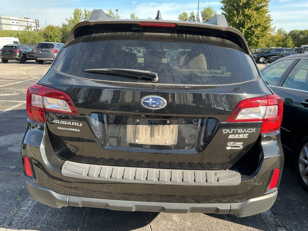 Used 2017 Subaru Outback 2.5i Premium AWD/4WD image 8
