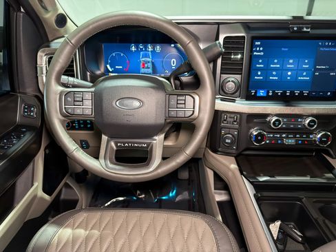 Used 2026 Ford F450 Platinum w/ Platinum Plus Package AWD/4WD image 18