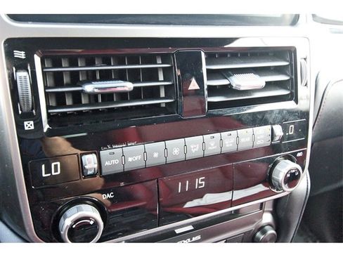 Used 2023 Lexus GX 460 Premium image 26