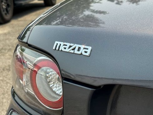 Used 2006 MAZDA MX-5 Miata Sport w/ Suspension Pkg RWD image 12