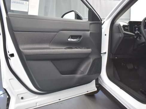 New 2026 Nissan Kicks SV image 26