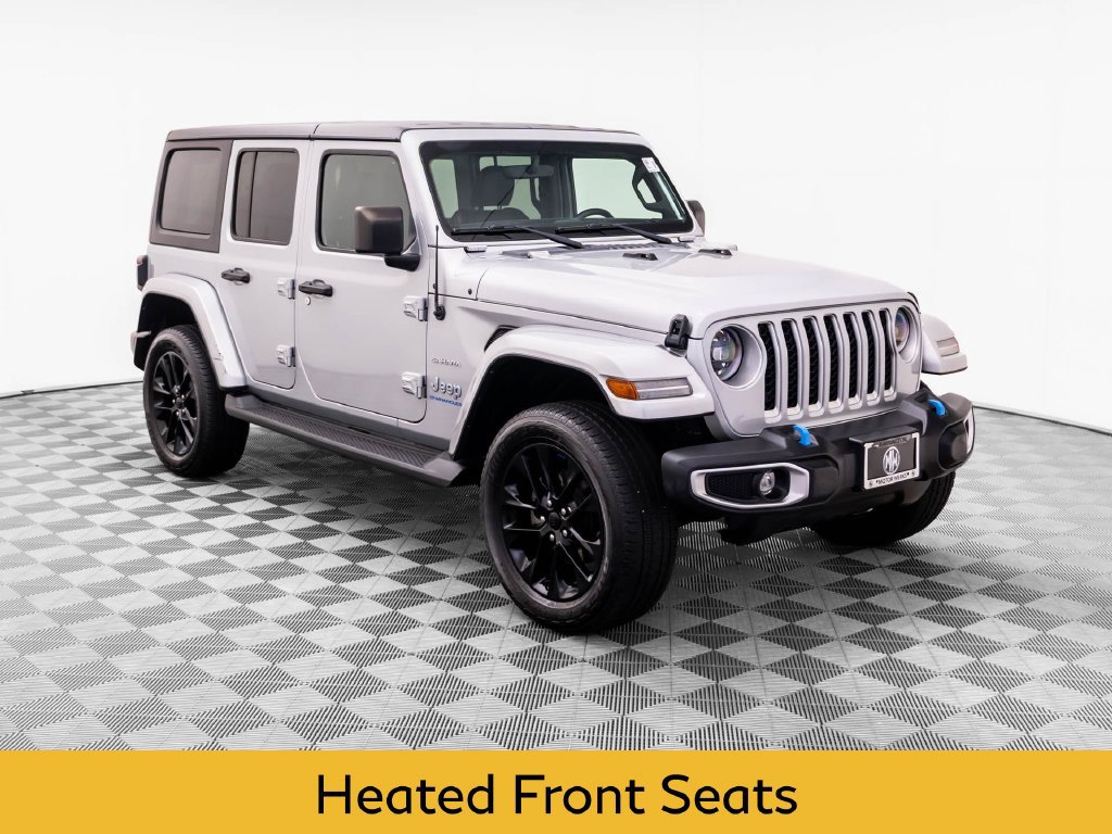 Used 2023 Jeep Wrangler Unlimited Sahara w/ Cold Weather Group AWD/4WD image 8