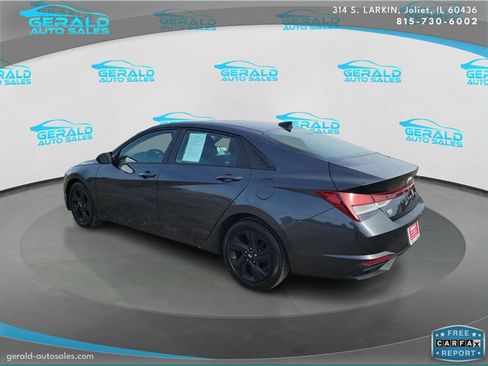 Used 2021 Hyundai Elantra SEL w/ Convenience Package image 8