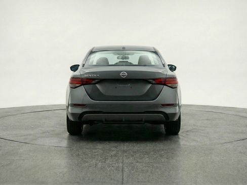 Used 2025 Nissan Sentra SV image 7