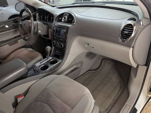 Used 2013 Buick Enclave Convenience FWD image 21