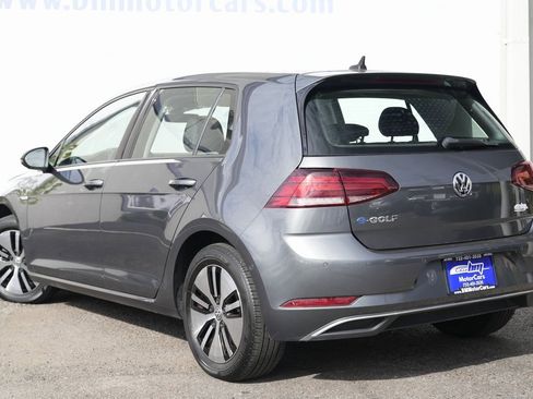 Used 2019 Volkswagen e-Golf SEL Premium image 4