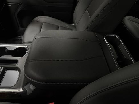 Used 2025 GMC Sierra 1500 Elevation w/ Elevation Premium Package image 21