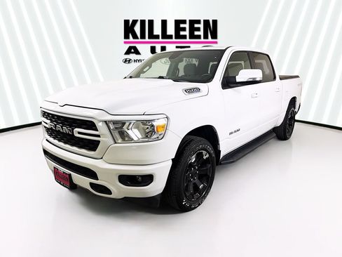 Used 2022 RAM 1500 Big Horn AWD/4WD image 3