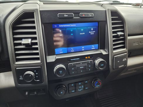 Used 2021 Ford F250 XL w/ STX Appearance Package image 11