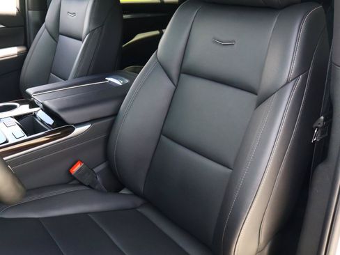 Used 2026 Cadillac Escalade ESV 2WD w/ LPO, Floor Liner Package image 18