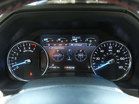 Used 2019 Ford Expedition Limited w/ Equipment Group 303A AWD/4WD image 22