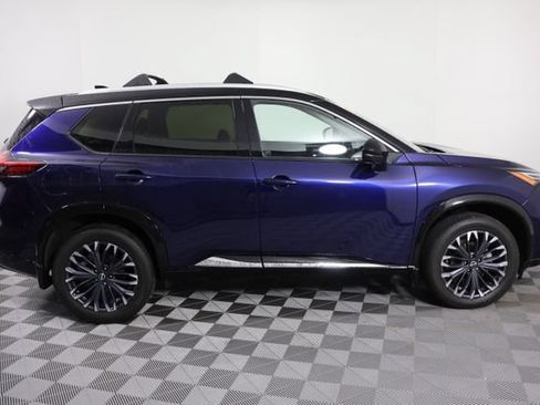 Used 2024 Nissan Rogue Platinum w/ Platinum Premium Package AWD/4WD image 9