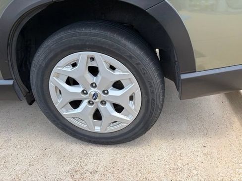 Used 2020 Subaru Forester w/ Alloy Wheel Package AWD/4WD image 4