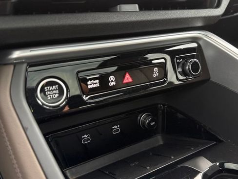 Certified 2025 Audi Q5 Premium Plus w/ Premium Plus AWD/4WD image 25
