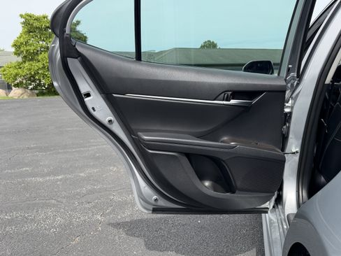 Used 2024 Toyota Camry SE w/ Convenience Package FWD image 20