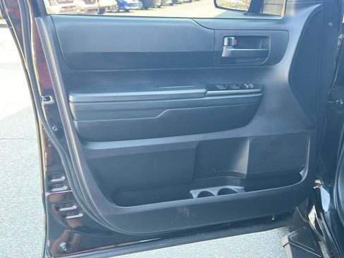 Used 2020 Toyota Tundra SR image 16
