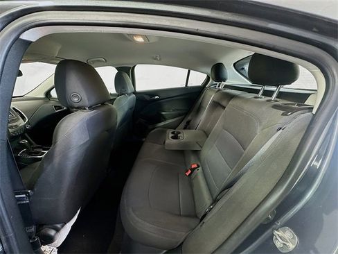 Used 2018 Chevrolet Cruze LT image 22