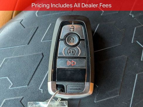 Used 2024 Ford Bronco Heritage Edition AWD/4WD image 30