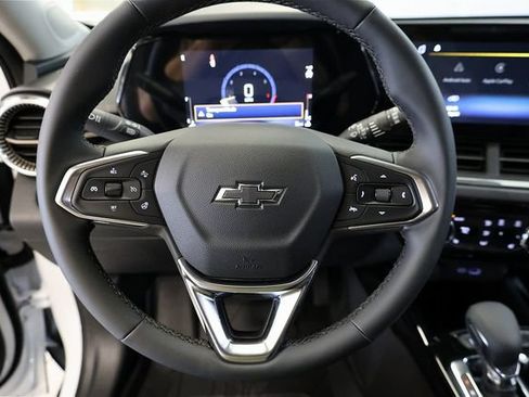 New 2026 Chevrolet Trax ACTIV w/ Driver Confidence Package FWD image 18