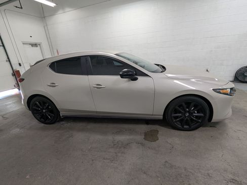 Used 2025 MAZDA MAZDA3 s Sport FWD image 3