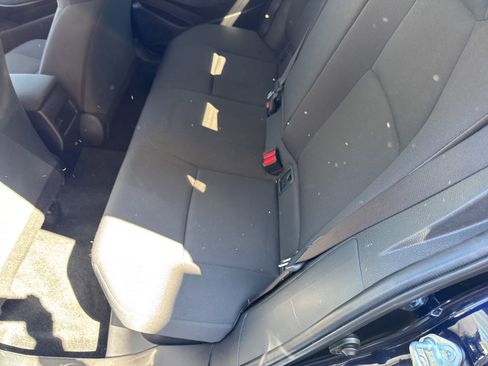 Used 2022 Toyota Corolla LE FWD image 21