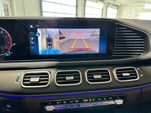 Certified 2025 Mercedes-Benz GLS 450 4MATIC image 10