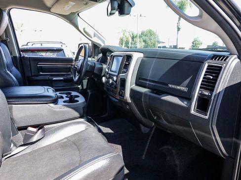 Used 2015 RAM 1500 Laramie w/ Convenience Group image 19
