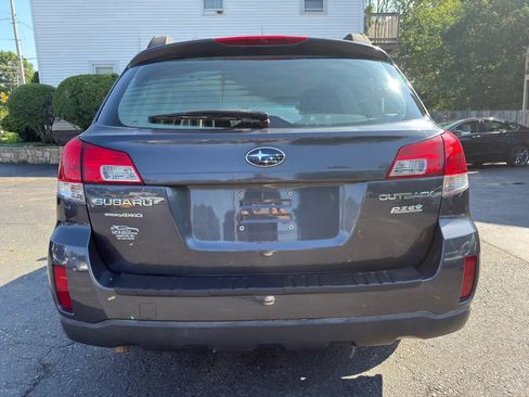 Used 2012 Subaru Outback 2.5i w/ Alloy Wheel Pkg AWD/4WD image 6