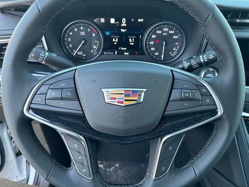 New 2026 Cadillac XT5 Premium Luxury w/ Driver Assist Package AWD/4WD image 24