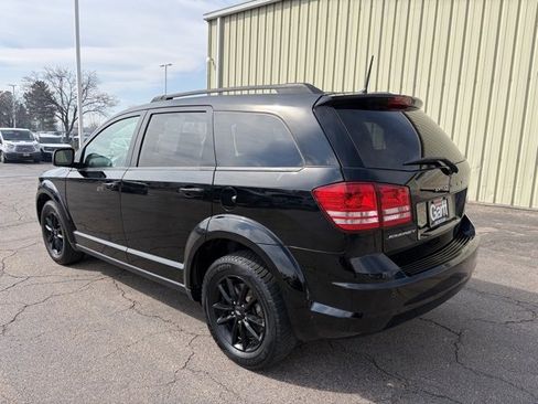 Used 2020 Dodge Journey SE w/ Blacktop Package image 5