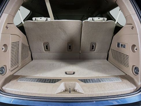 Used 2025 GMC Yukon Denali w/ Denali Reserve Package image 28