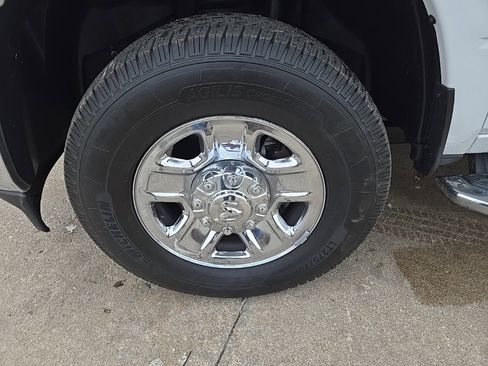 Used 2021 RAM 2500 Big Horn image 34